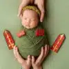 concept chup anh newborn - canh sat nhan dan