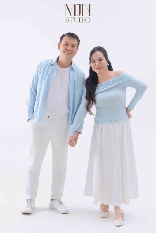 Chụp ảnh gia đình 5 thành viên - bắt trọn khoảnh khắc