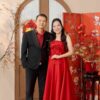 Bộ ảnh gia đình Tết tone đỏ ấm áp đầu xuân năm mới đẹp