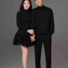 Bộ ảnh đôi trong Studio đơn giản