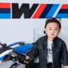 Chụp ảnh bé trai thể thao moto đẹp