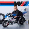 Chụp ảnh bé trai thể thao moto
