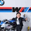 Chụp ảnh bé trai thể thao