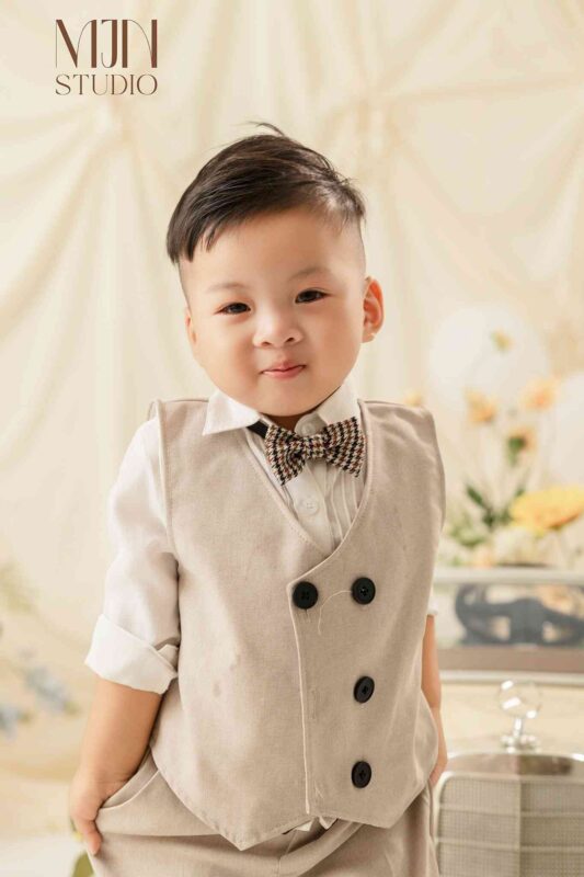 Chụp ảnh cho bé phong cách lãng tử "cực chất" tại MJN Studio