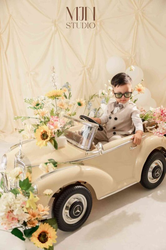 Chụp ảnh cho bé phong cách lãng tử "cực chất" tại MJN Studio