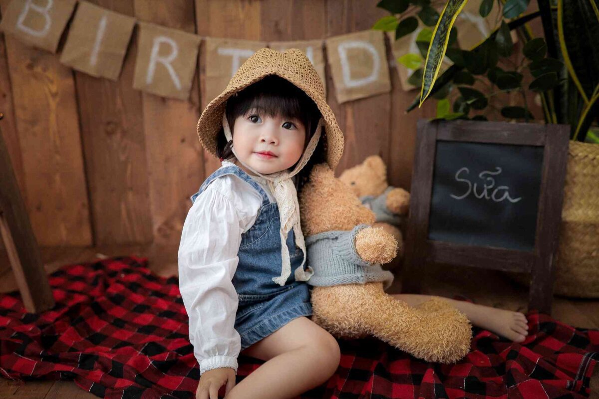 Top ý tưởng chụp ảnh cho bé 2 tuổi phong cách vintage