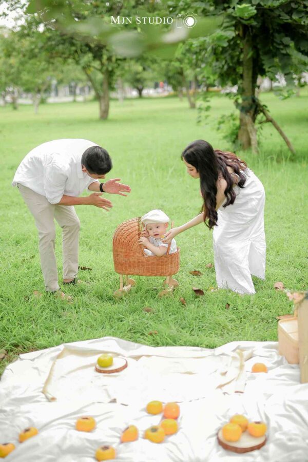 chup anh gia dinh ngoai troi (7)