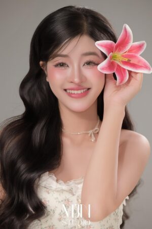cac kieu chup anh voi hoa (2)