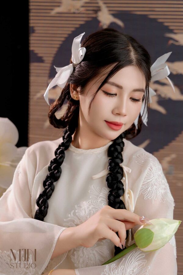 chup anh ao dai trong studio (5)