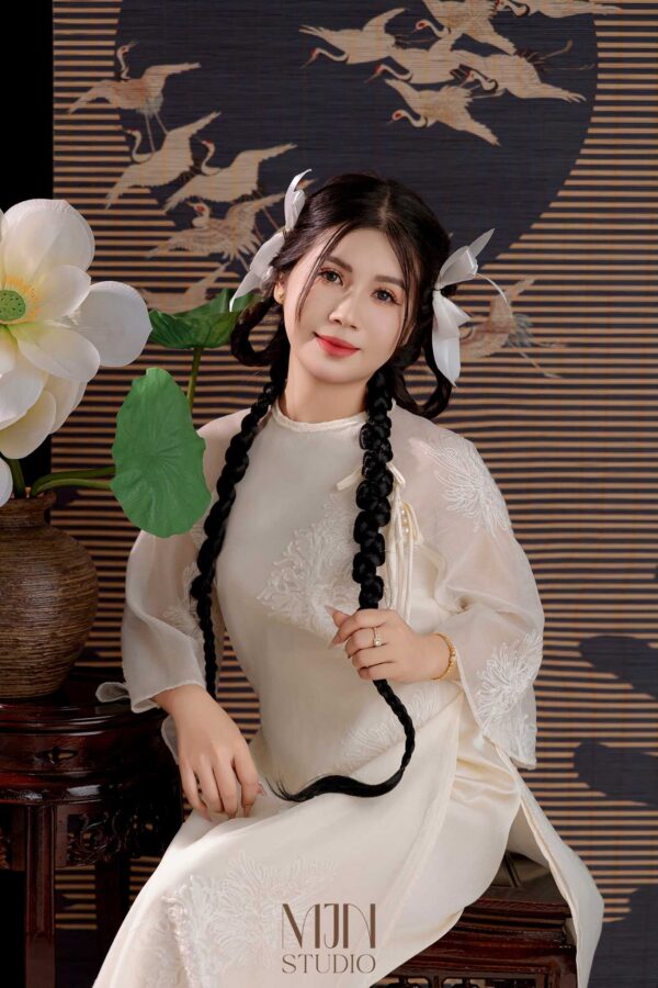 chup anh ao dai trong studio (6)