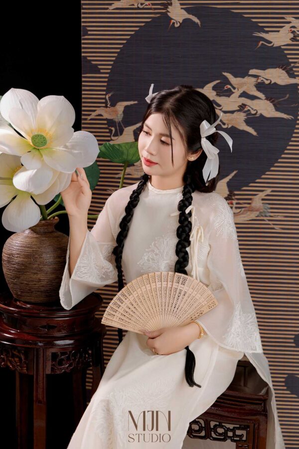 chup anh ao dai trong studio (7)
