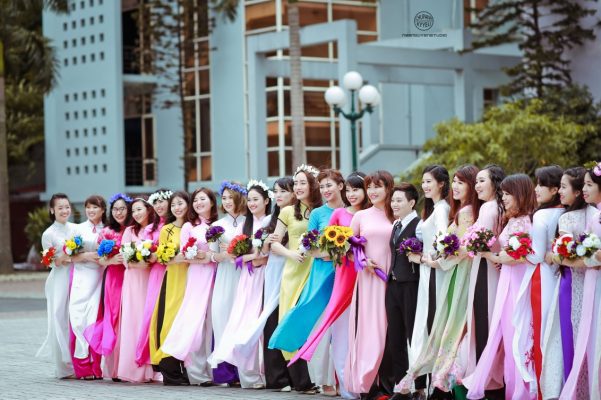 5. Áo dài màu sắc pastel - Ngọt ngào và hiện đại