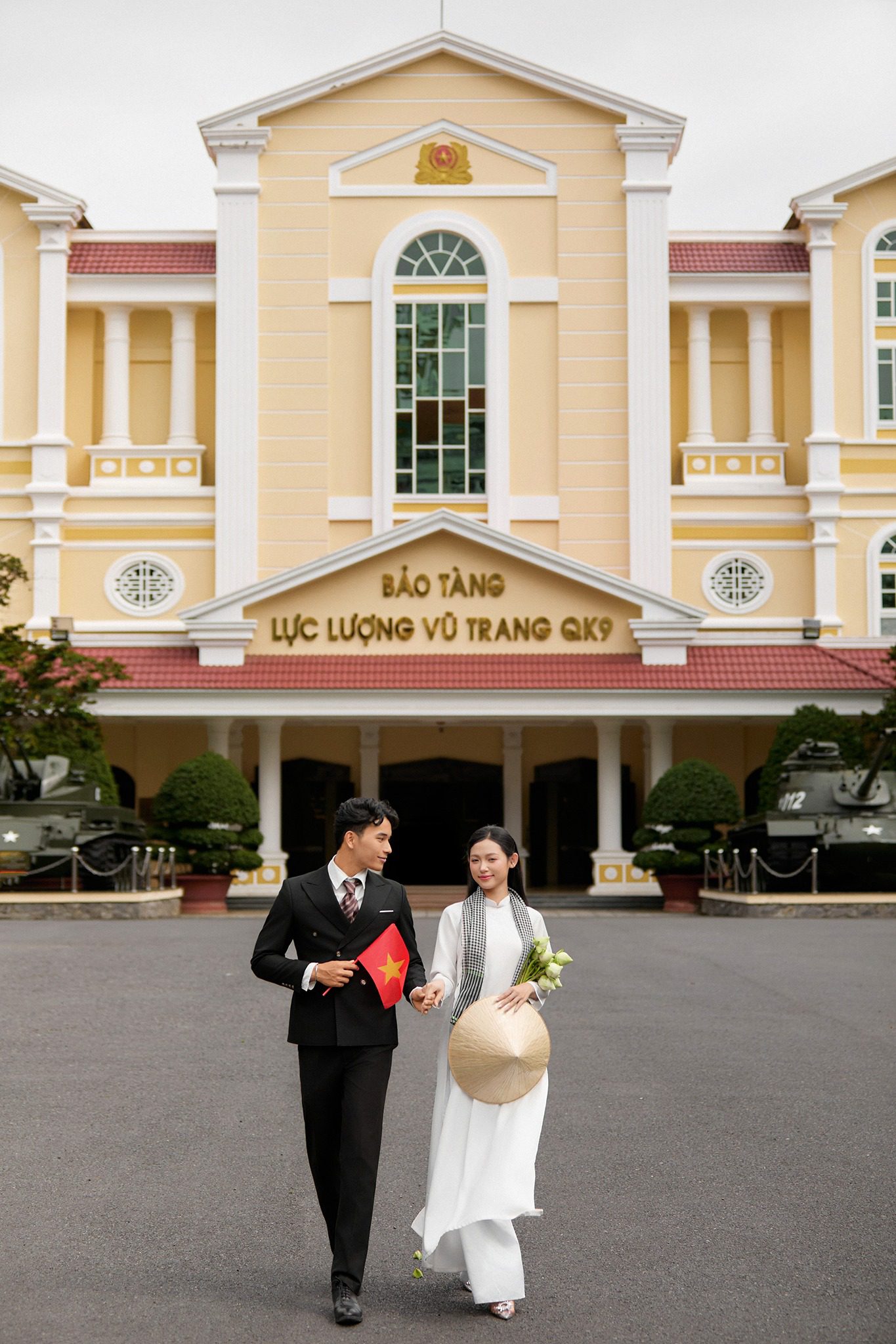 Concept chụp ảnh 2/9 với áo dài cho cặp đôi lãng mạn