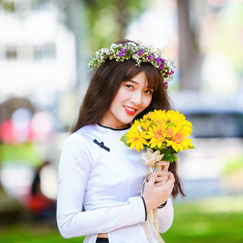2. Hoa Hướng Dương – Rực rỡ như tuổi trẻ (2) 2. Hoa Hướng Dương – Rực rỡ như tuổi trẻ
